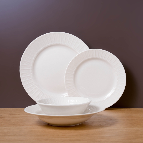 24 Pieces Sapphire Porcelain Dinner Set - Cream