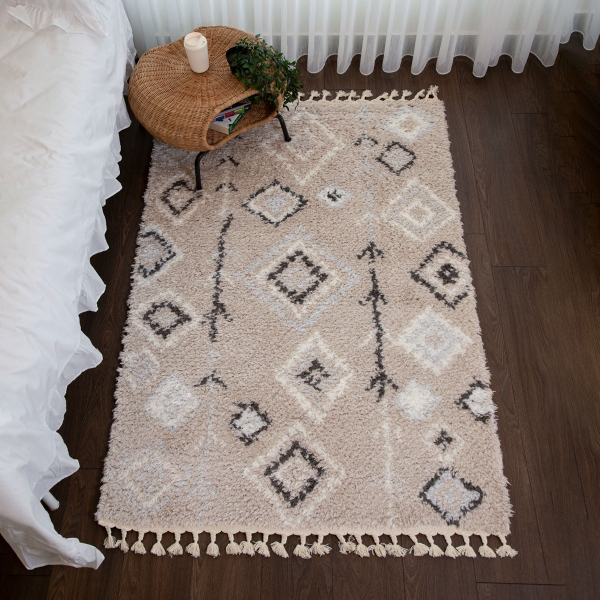 Bohemian Rico 80 x 150 cm Zymta Winter Carpet -  Light Beige / Off White / Dark Grey / Light Grey