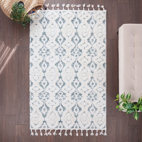 Barcelona Vyana 150 x 230 cm Zymta Winter Carpet - Cream / Green