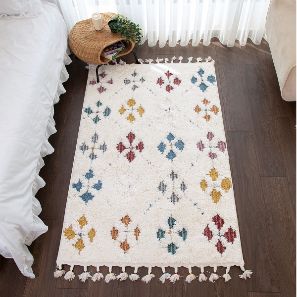 Barcelona Florets 150 x 230 cm Zymta Winter Carpet - Cream / Yellow / Cherry / Petrol Blue