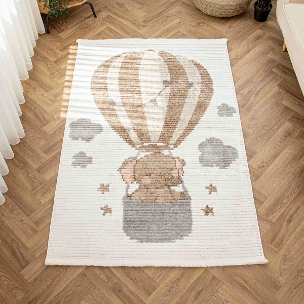 Comfy Flying Elephant 120 x 180 cm Zymta Winter Carpet - Off White / Brown / Grey / Salmon