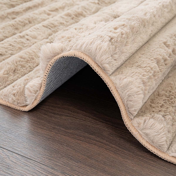 Para Sala Horizontal Stripes Faux Rabbit Fur 160 x 230 cm Rectangular Zymta Winter Carpet - Brown