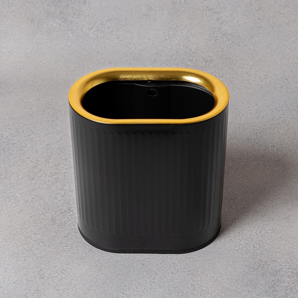 Classic Oval Plastic Dust Without Lid 25.8 x 15.7 x 31 cm - Black 