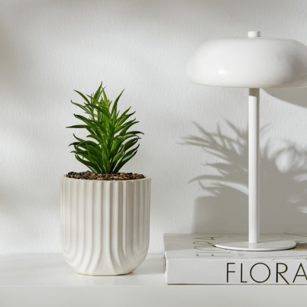 Serena Flower Pot 12 x 12 x 18 cm - White