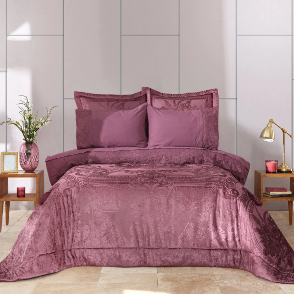 7 Pieces Victoria Dowry Set 200 x 220 cm - Plum