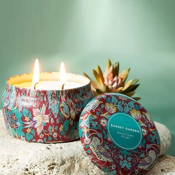 Sunset Garden Scented Candle 227 gr Maroon