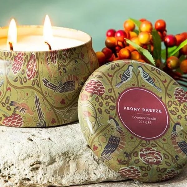 Peony Breeze Scented Candle 227 gr Yellow
