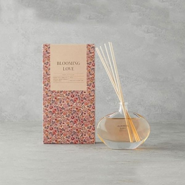 Blooming Love Reed Diffuser 100 ml