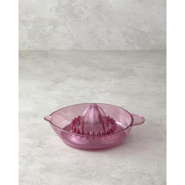 Axel Acrylic Lemon Squeezer 16.5 Cm Plum