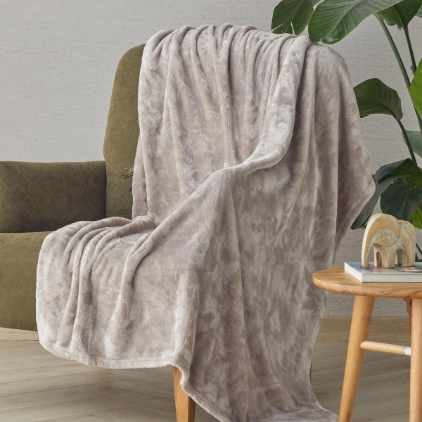 Ramona Jacquard Supersoft TV Blanket 120x160 cm Beige