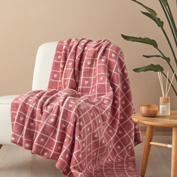 Sweet hearts Acrylic TV Blanket 130x170 cm Pink